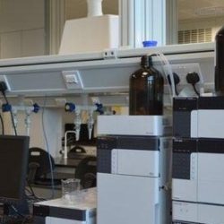 آنالیز مواد